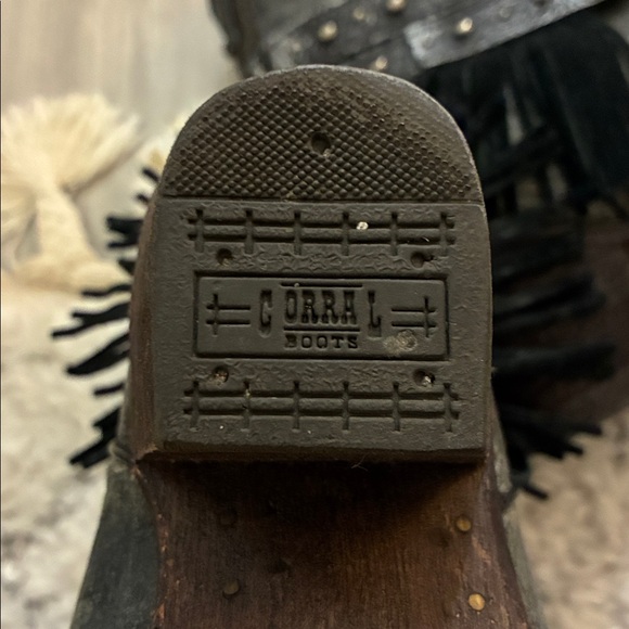 Corral Size 8.5M Vintage Fringe Harness Buckle Shortie Snip Toe Cowboy Boots - Picture 8 of 16